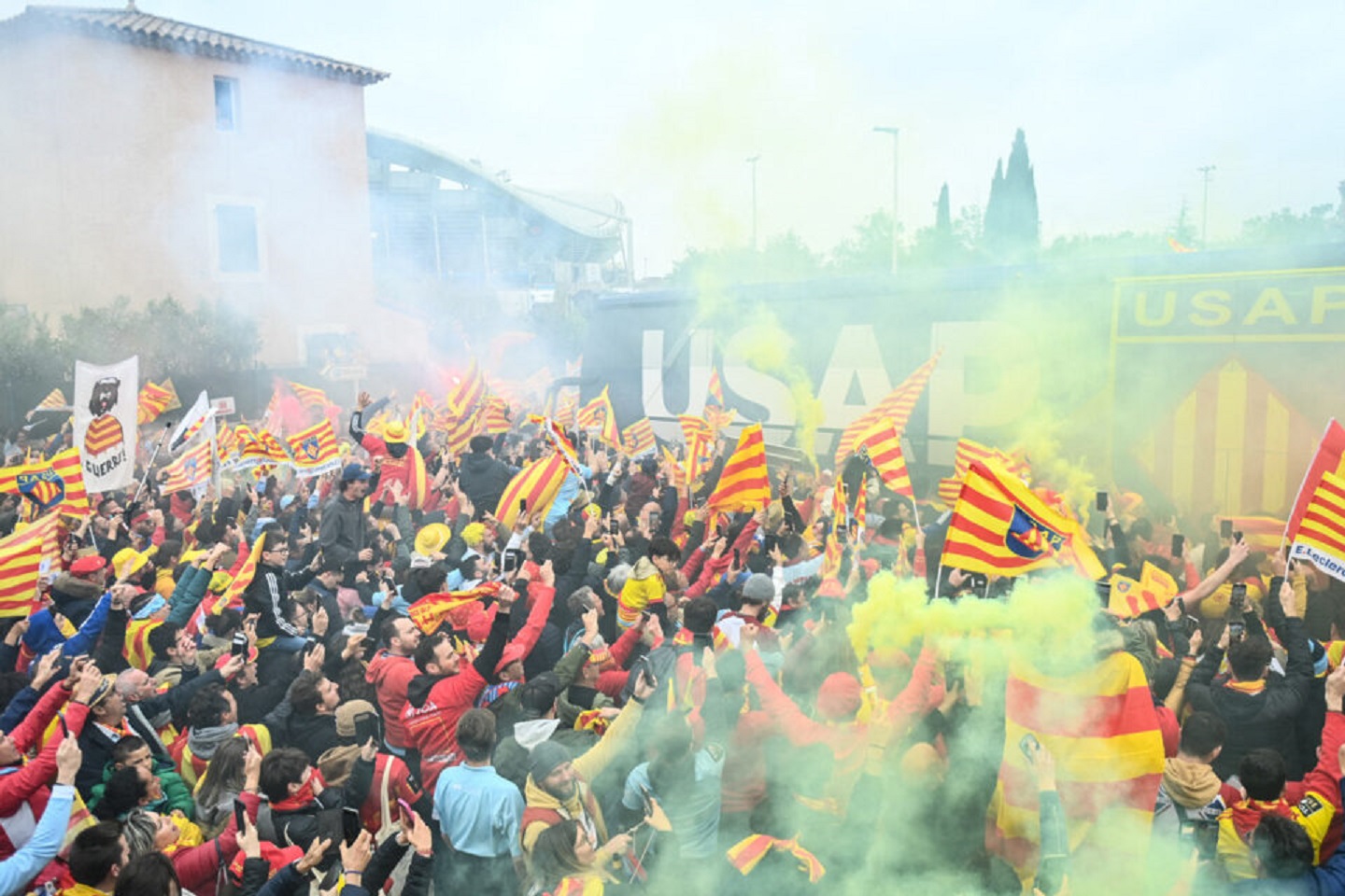 VIDEO : Revivez la folle journée des supporters de l’USAP, de l’intérieur !