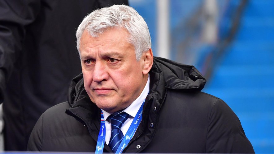 Claude Atcher dénonce : “On m’a viré et on a dépensé 23 millions de plus !”