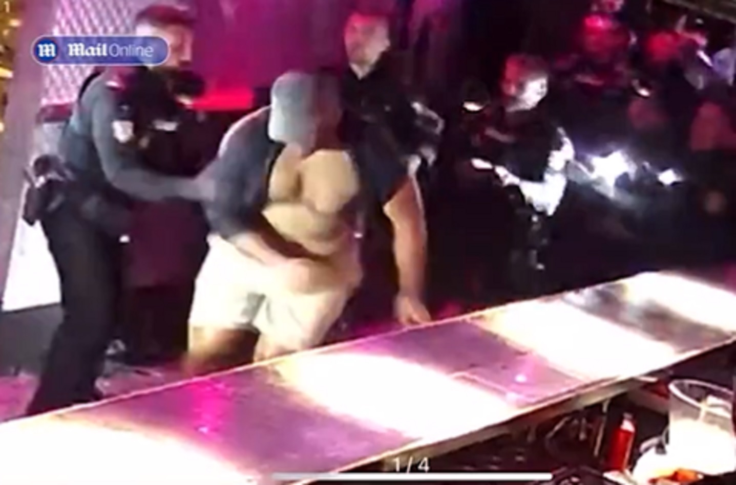 VIDEO : Les images choquantes de Billy Vunipola, tasé et interpellé par la police Espagnole !