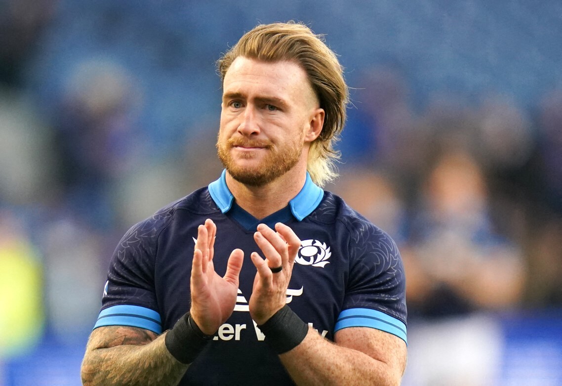 Stuart Hogg réagit aux rumeurs le concernant !