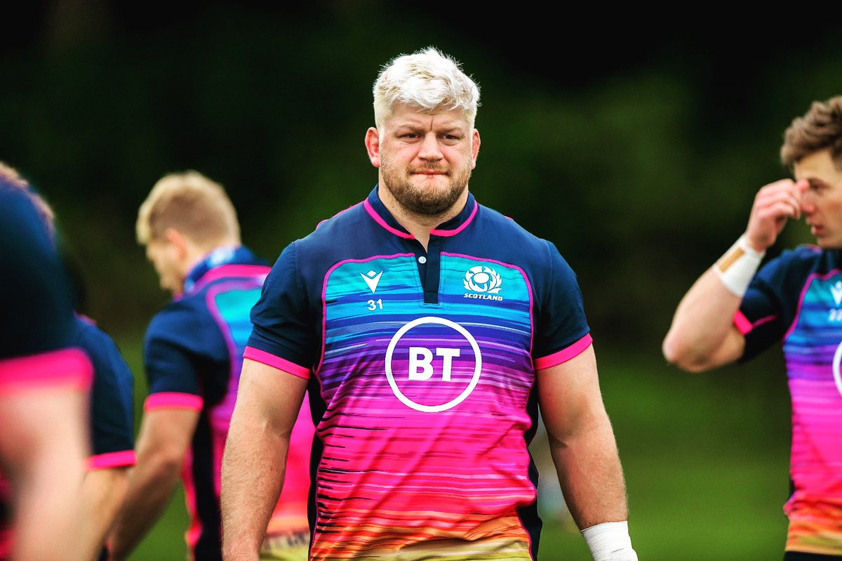 Oyonnax recrute un solide international