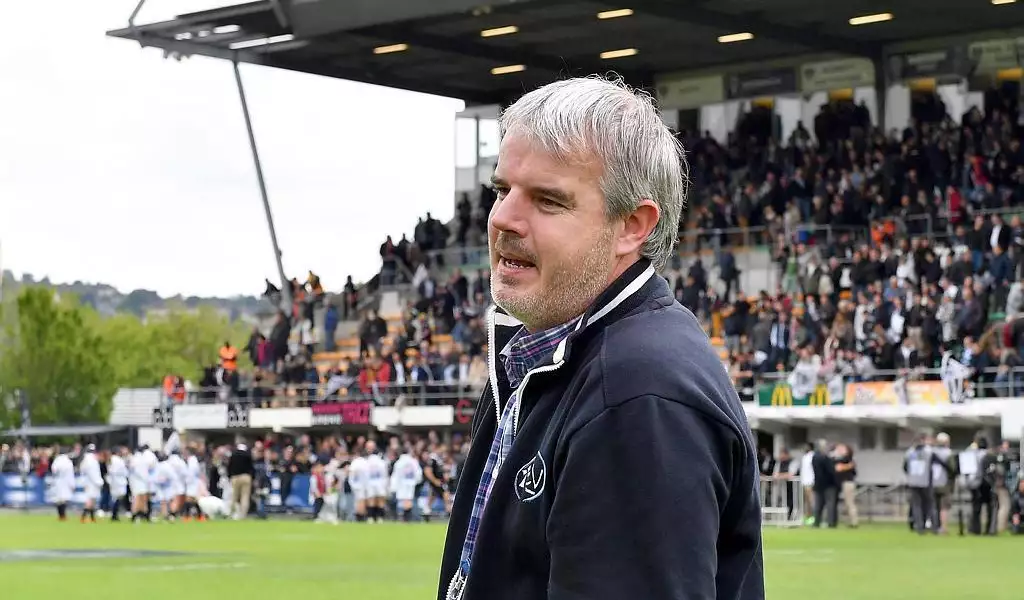 Le président de Vannes l’annonce : “Le Top 14, c’est le début des emmerdes !”