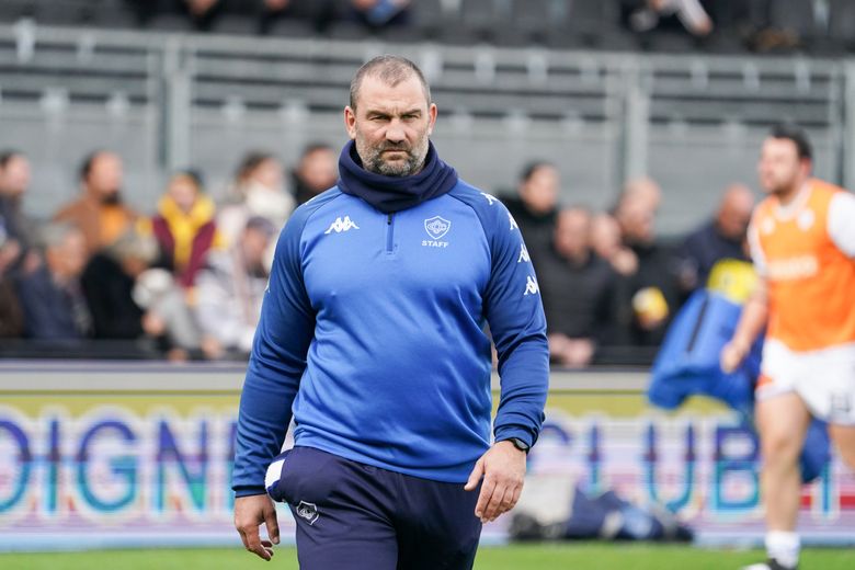 Il quitte Castres après 8 saisons pour rejoindre Clermont et travailler avec Christophe Urios