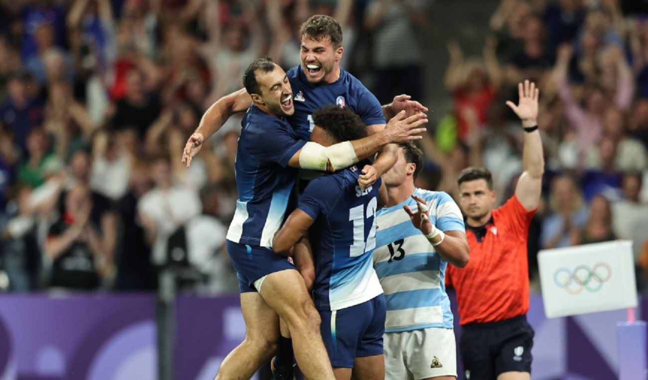 Les joueurs de l’équipe de France à VII sur leur petit nuage