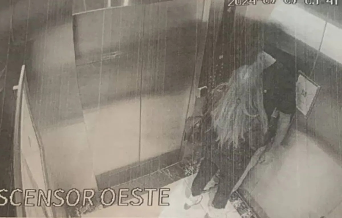 De nouveaux messages audio entre la plaignante et son amie ont fuité : “C’est un viol !”