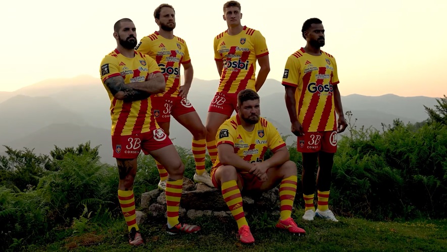 L’USAP présente son maillot extérieur de la saison 2024 / 2025 !