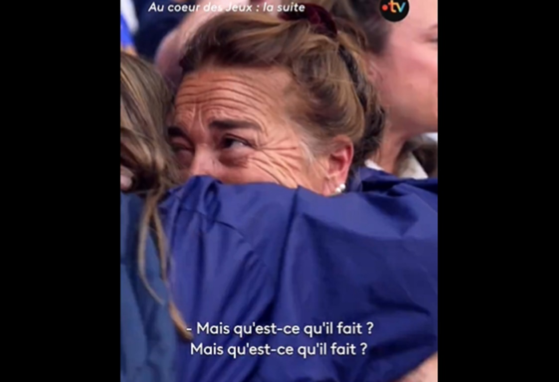 VIDEO : La très forte émotion de la maman d’Antoine Dupont lors de la finale Olympique !