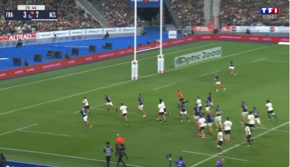 VIDEO : L’essai 100% filou du All-Black Roigard contre le XV de France !
