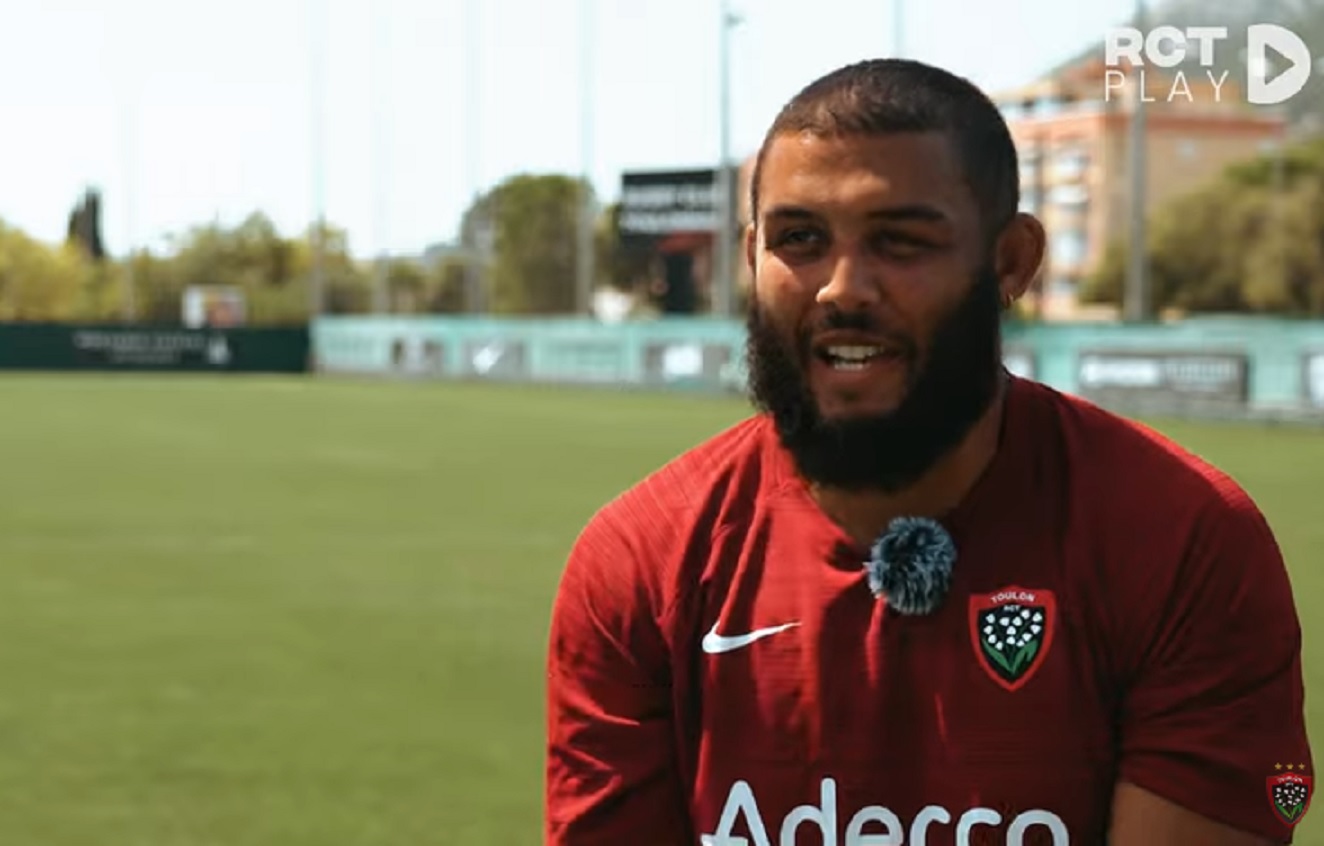 Lewis Ludlam se confie sur son enfance : “Je me battais constamment”