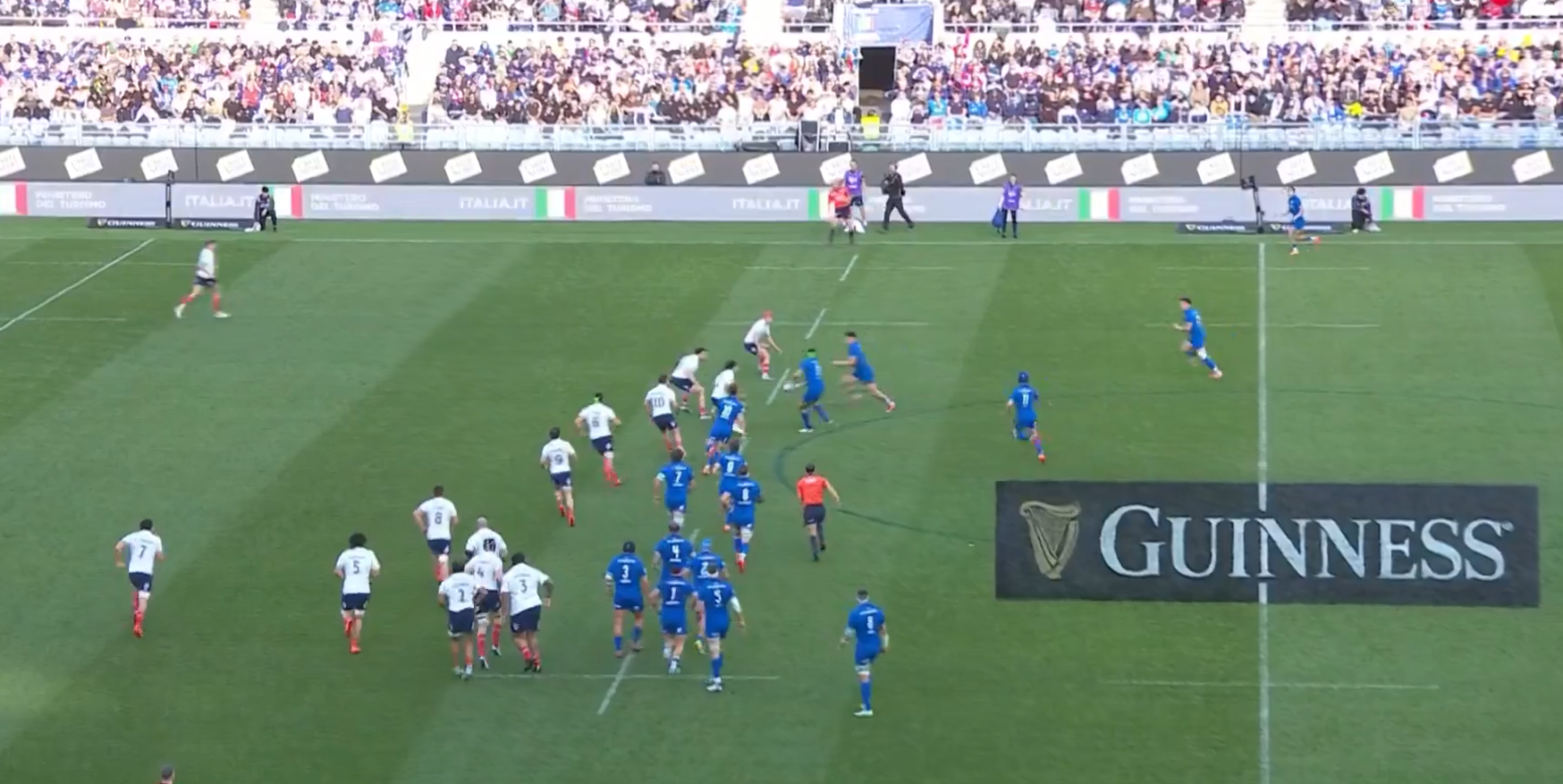 VIDEO – Tommaso Menoncello perce la défense de l’équipe de France pour ouvrir le score !