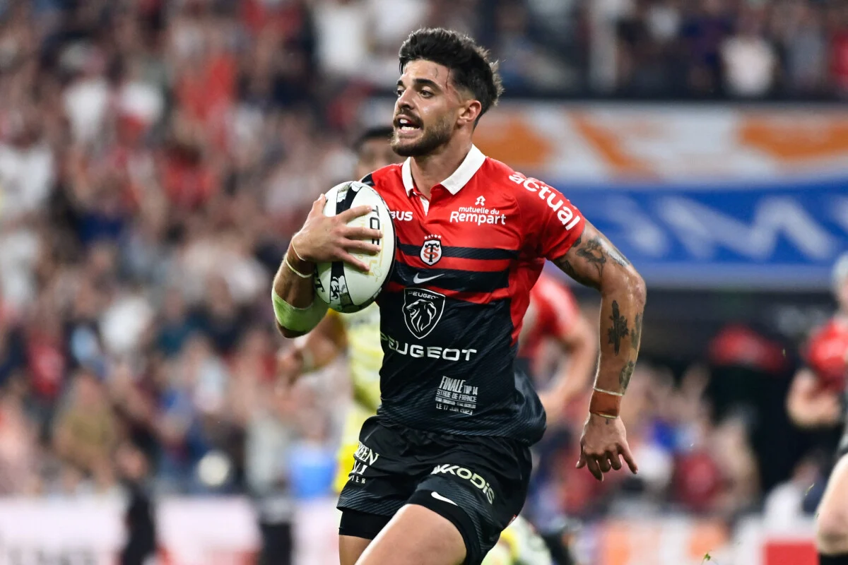 Romain Ntamack suspendu pour le choc contre Clermont