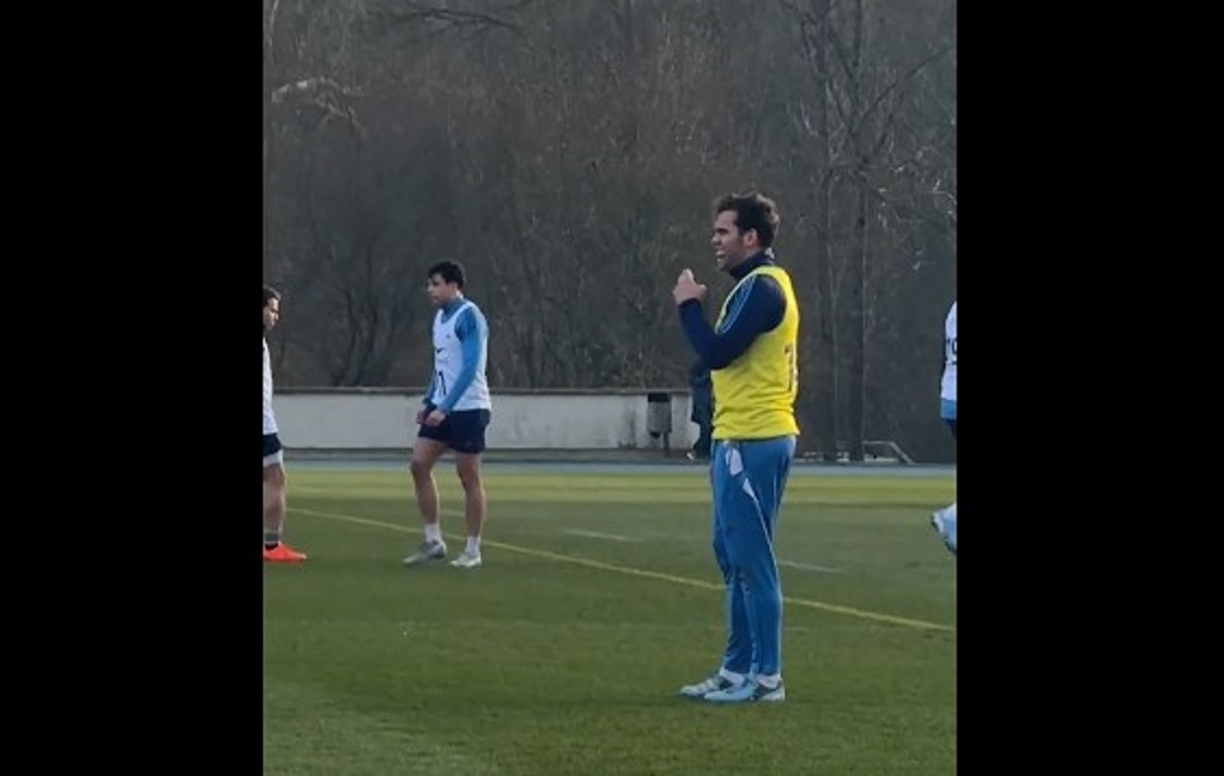 VIDEO : Les images de Damian Penaud avec le chasuble jaune des joueurs non-retenus pour défier l’Italie !