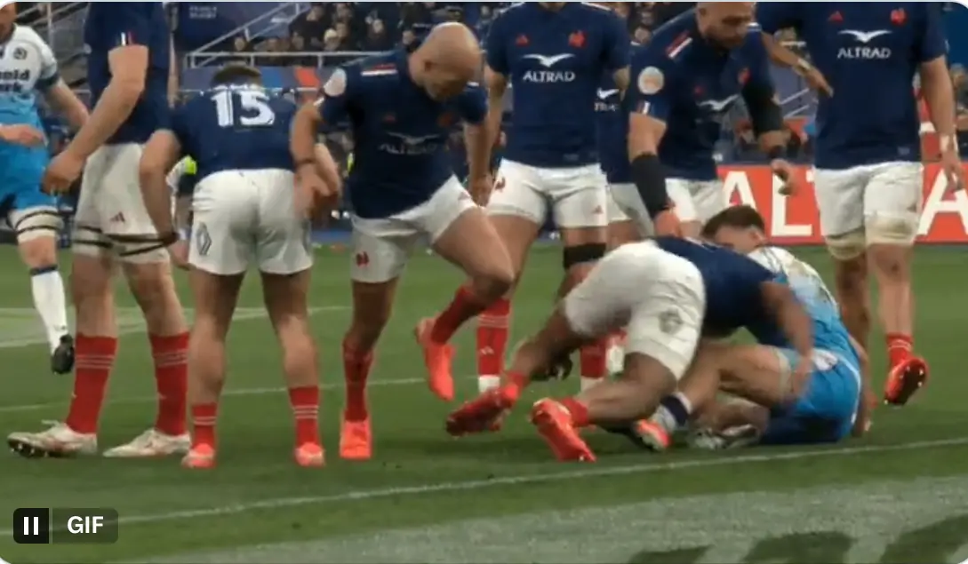 La presse anglaise s’indigne après la victoire française et s’en prend à Peato Mauvaka !