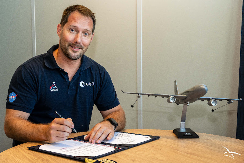 Thomas Pesquet : “Des centaines d’heures de travail, des soirées et journées à répéter encore et encore, comme un bébé”