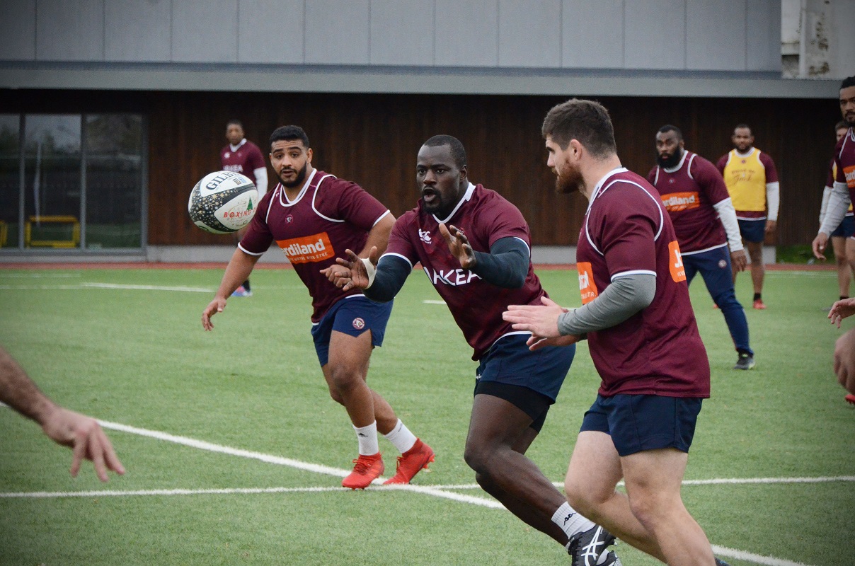 Découvrez pourquoi l’UBB s’entraîne avec une énorme enceinte sur la pelouse !